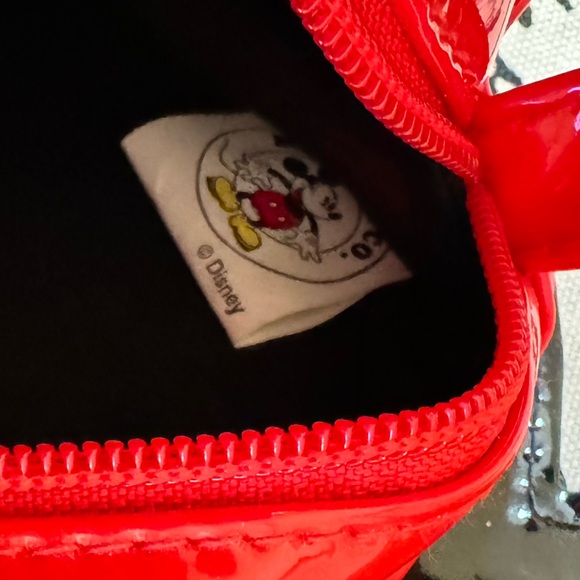 Disney Mickey Mouse Black and Red Crossbody Children's Purse EUC - Picture 4 of 4